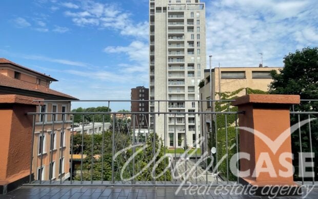 Monolocale con terrazza – Zona Maggiolina